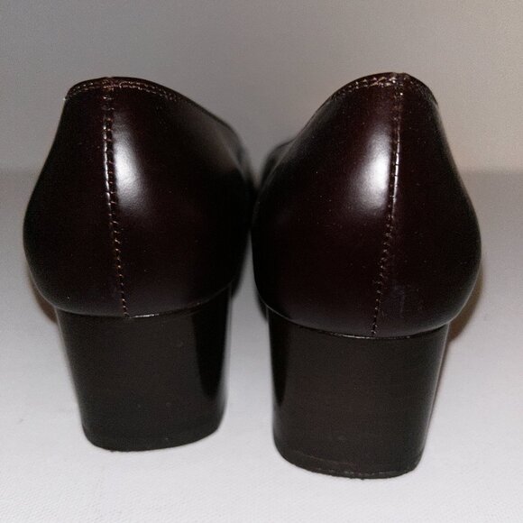 Salvatore Ferragamo Brown Leather, Block Heel (1.5"),  Shoe, Size 8B, Like New! - Picture 4 of 8